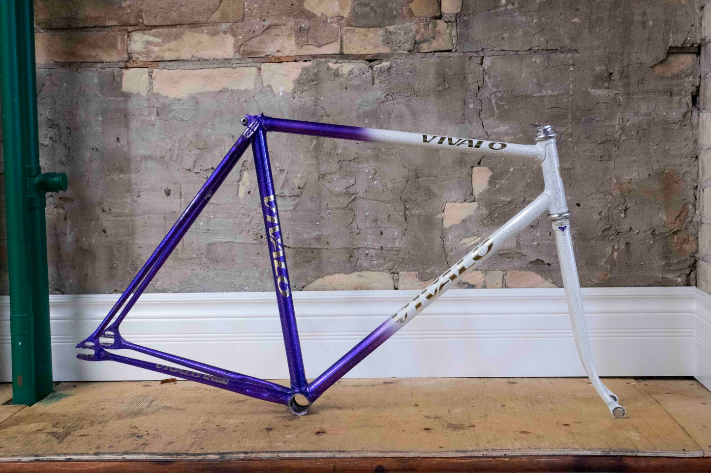 Vivalo Track Frameset (Purple)