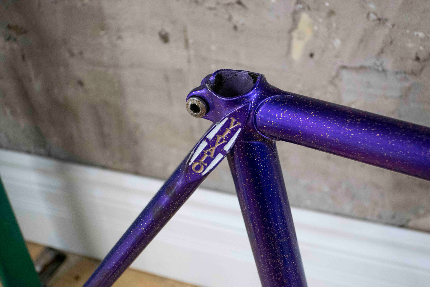Vivalo Track Frameset (Purple)