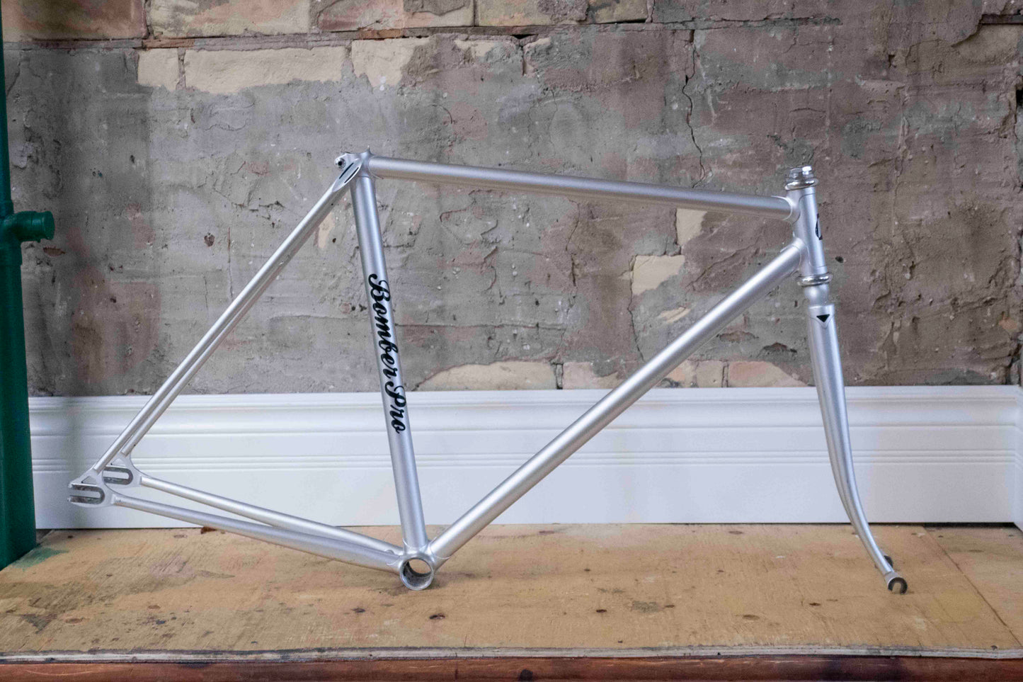 Bomber Pro NJS Frameset