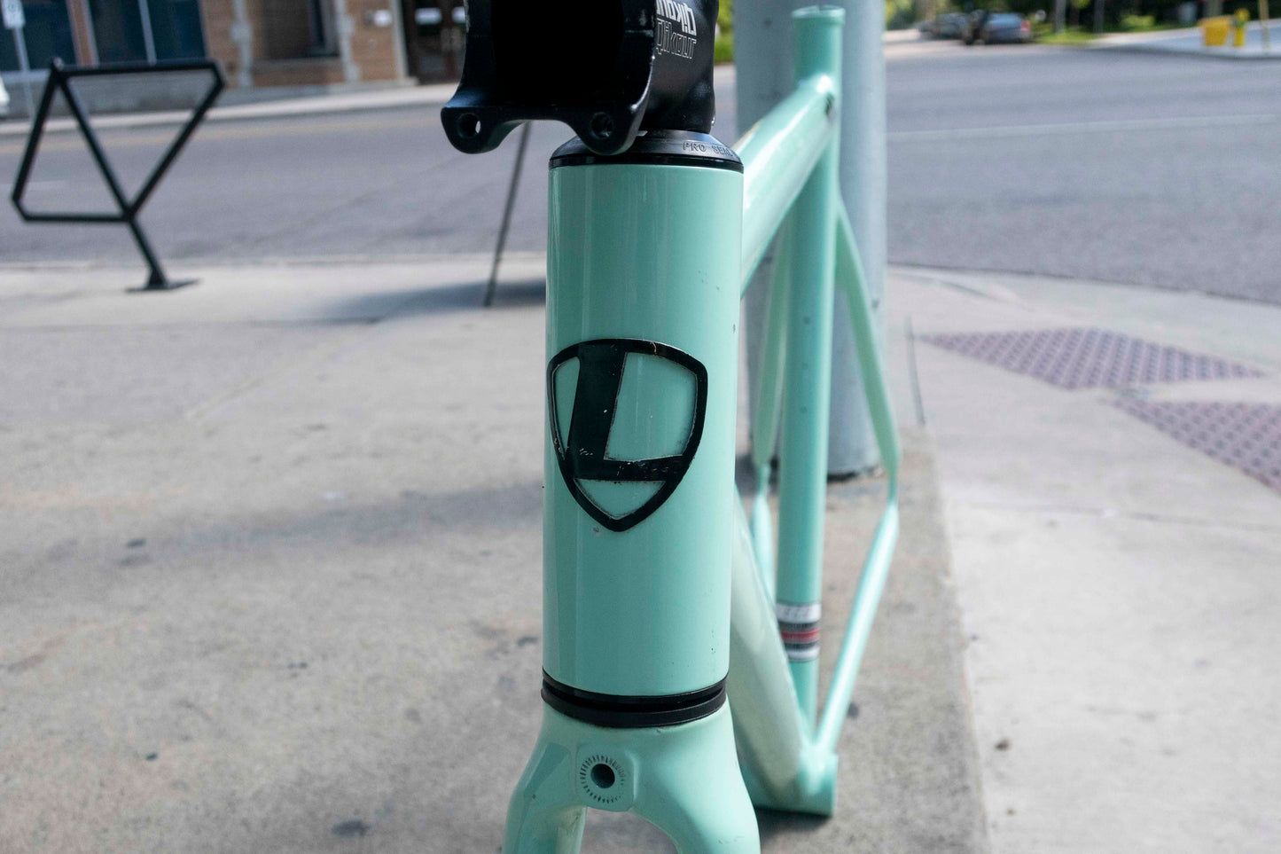 Leader 725 Frameset