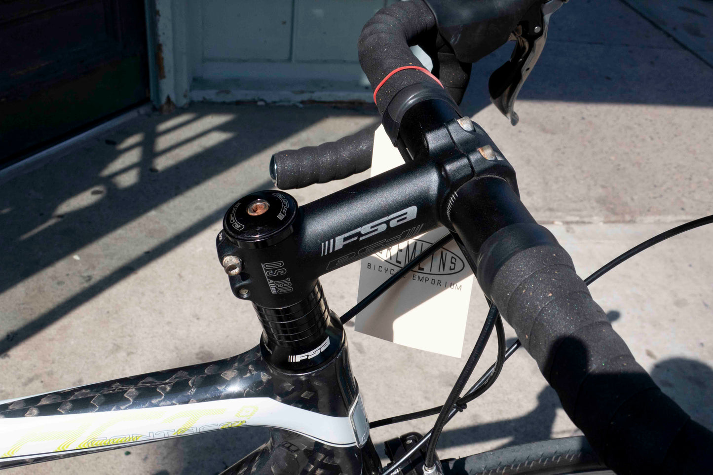 Garneau Contact 6 Carbon Road-Bike