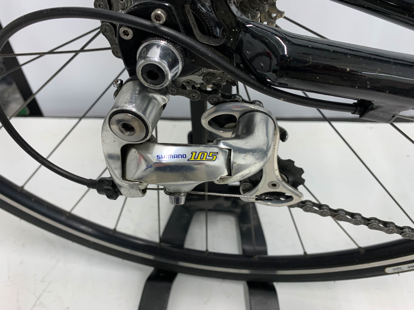 Cannondale R700 Road Bike