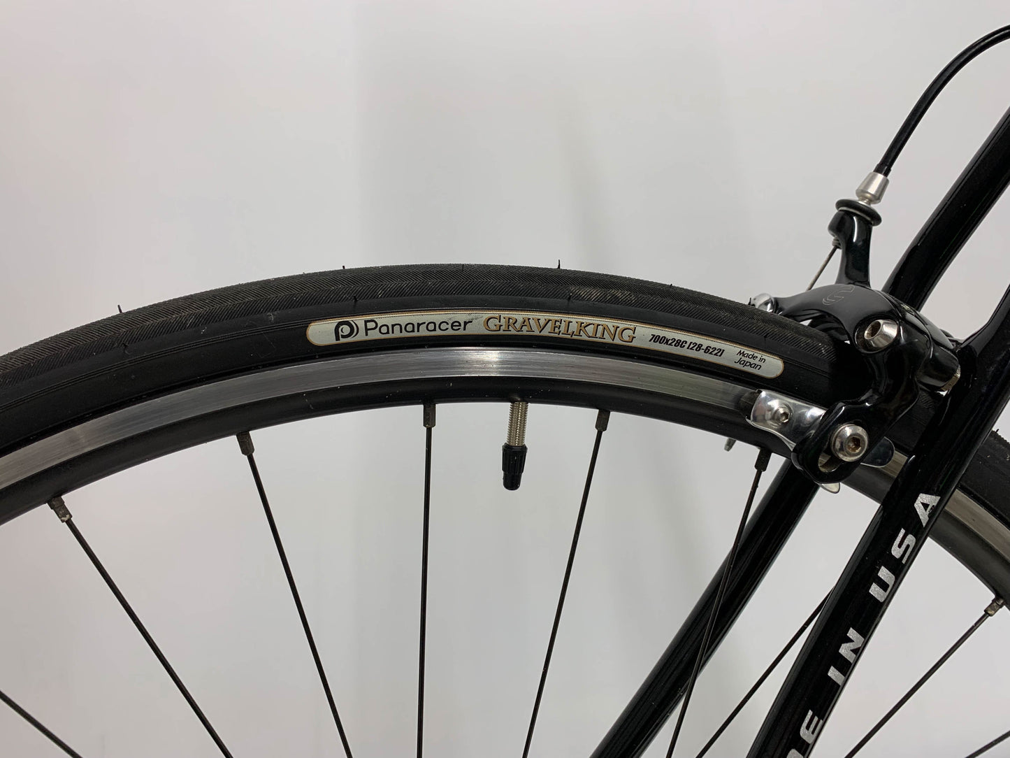 Cannondale R700 Road Bike