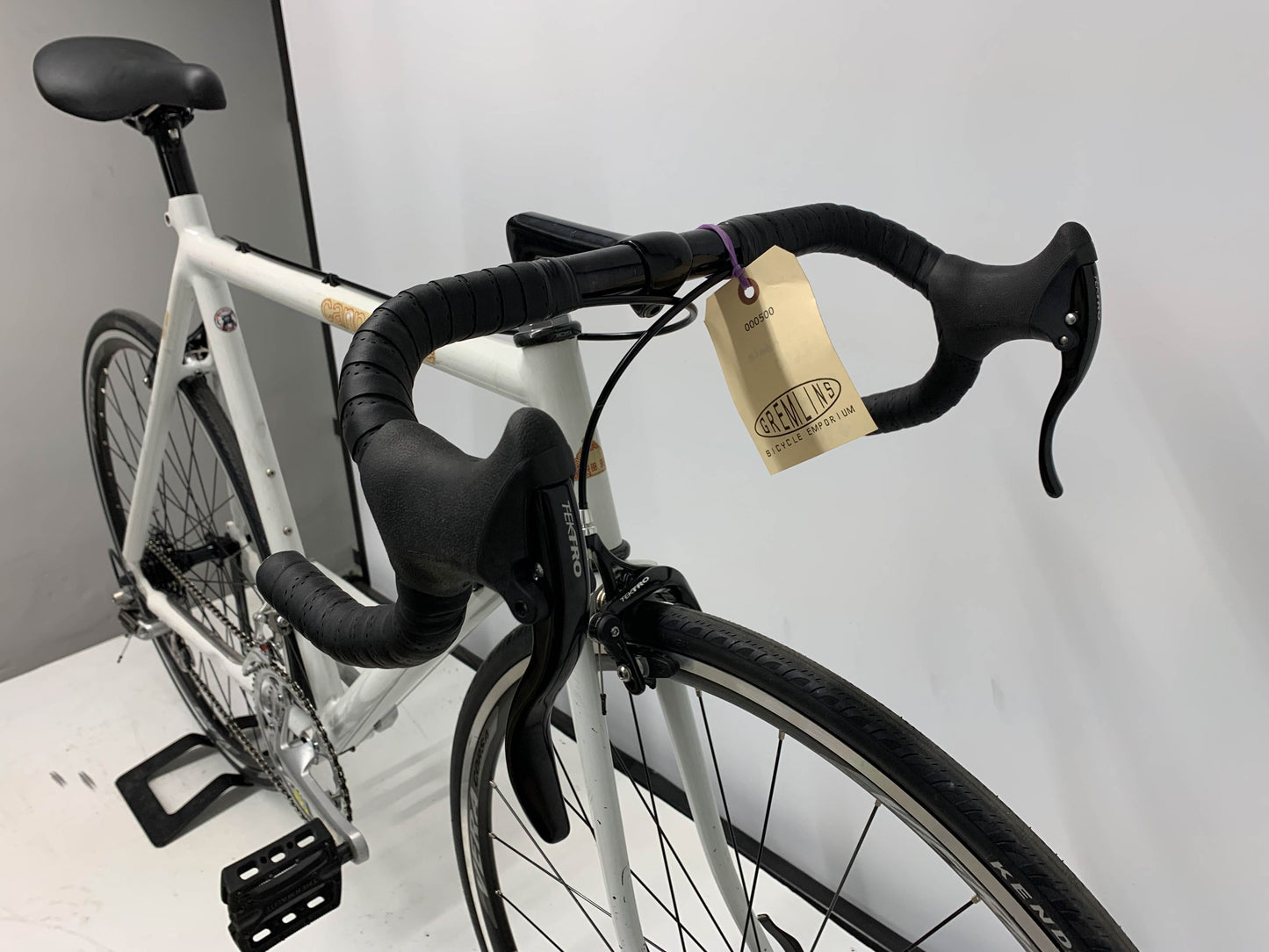 Cannondale SR 600 Road Bike