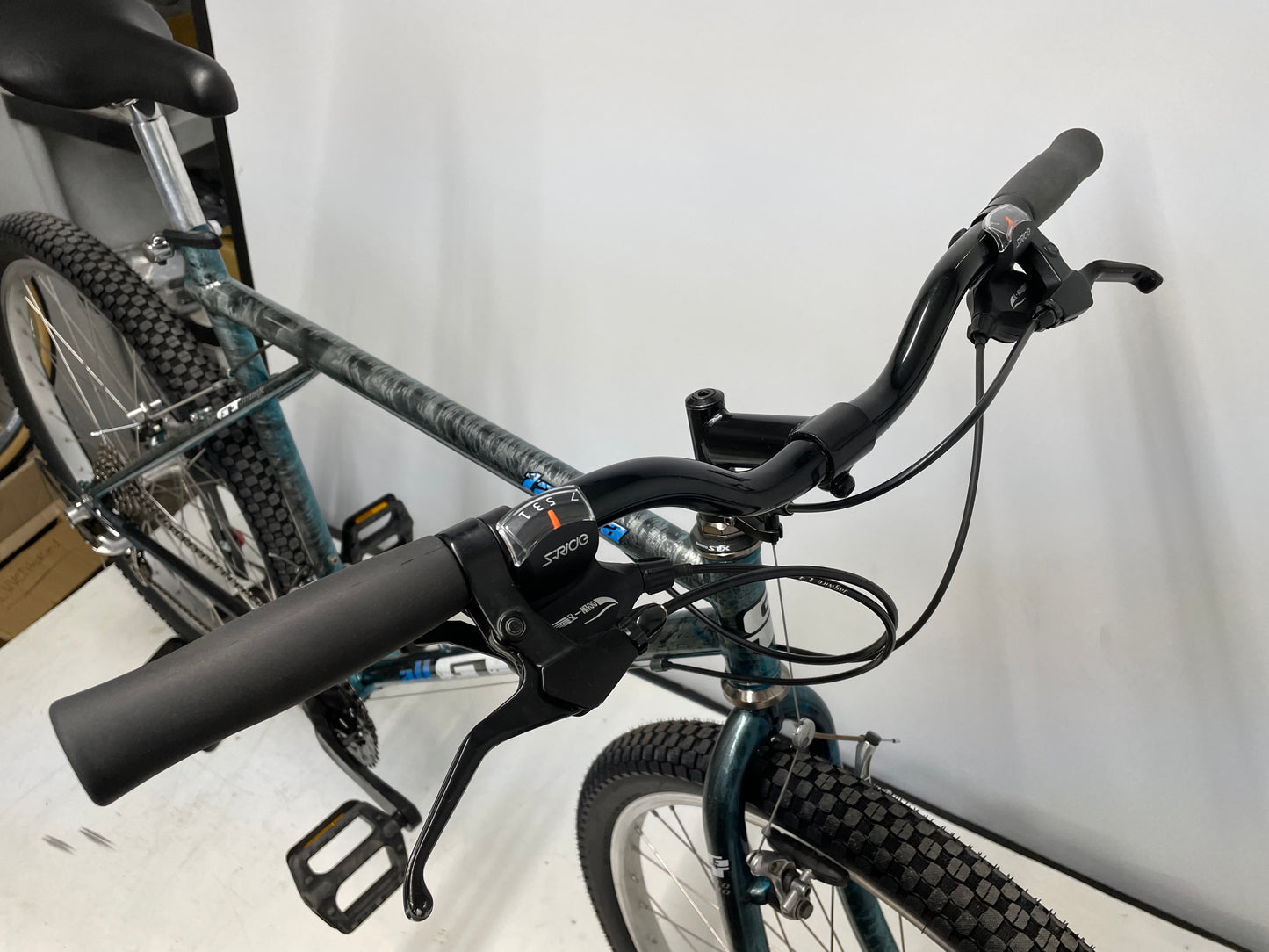 GT All-Terra Talera