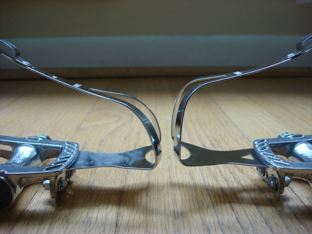 Soma Double-Strap 4-Gate Toe Clips (Deep)