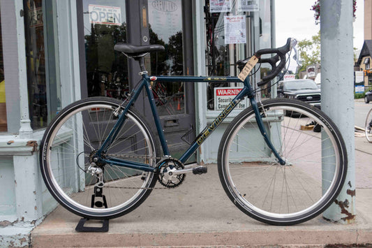 Devinci Gravel Bike