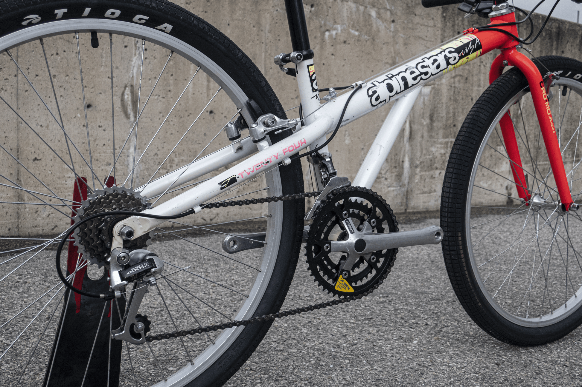 AlpineStars T-Twenty Four – Gremlins Bicycle Emporium