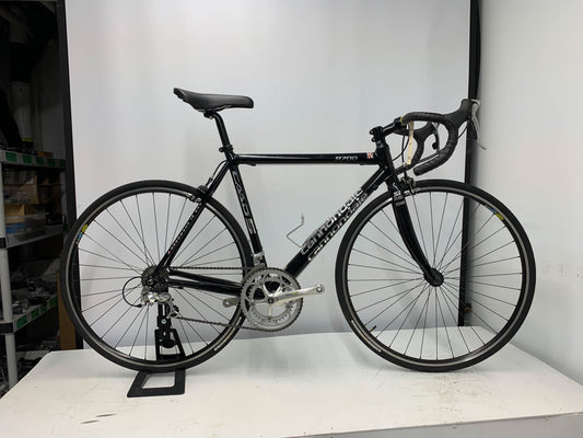 Cannondale R700 Road Bike